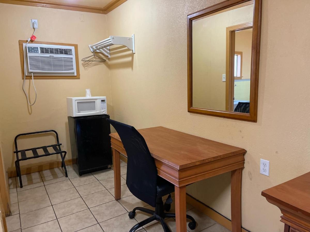 Budget Inn Refugio Экстерьер фото