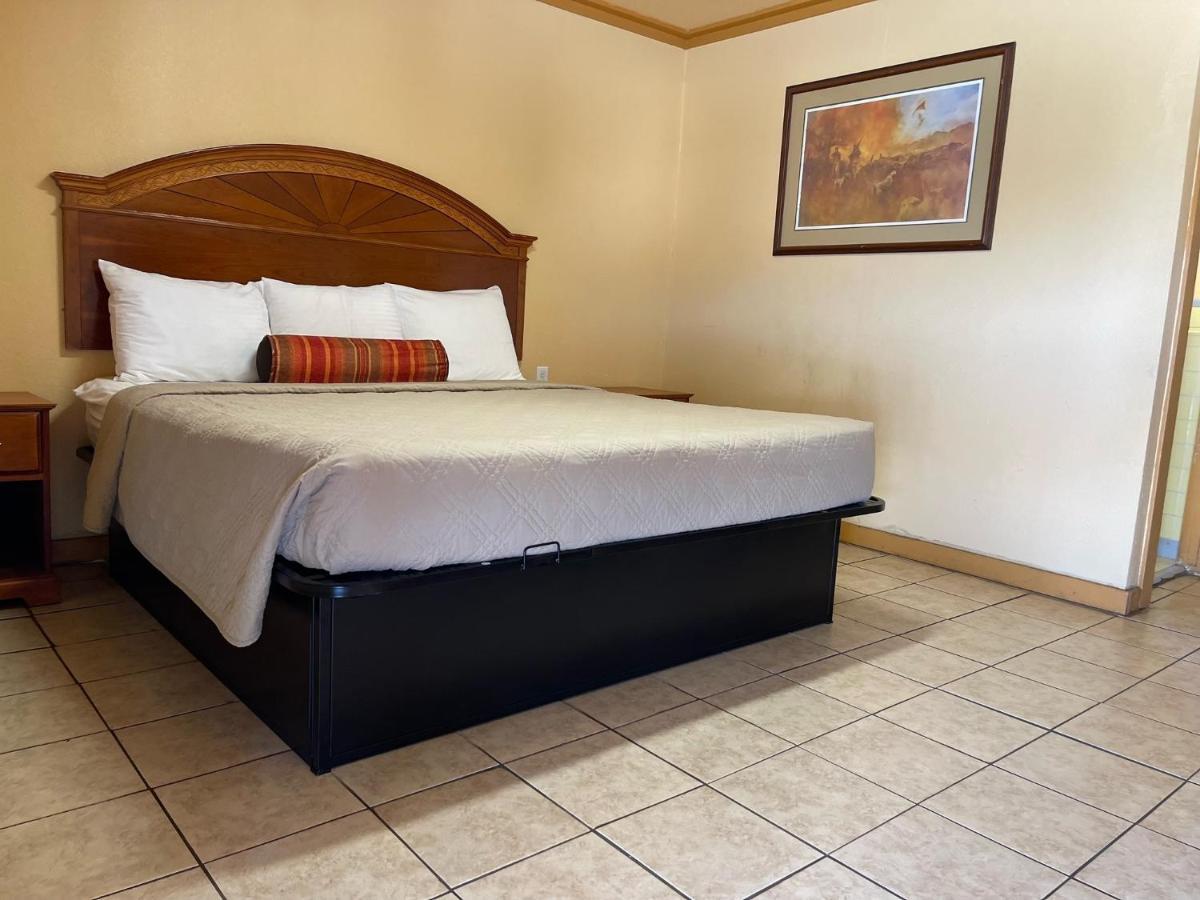 Budget Inn Refugio Экстерьер фото